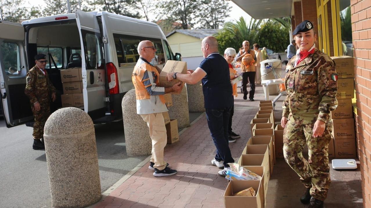 La Brigata Sassari in campo per la colletta alimentare