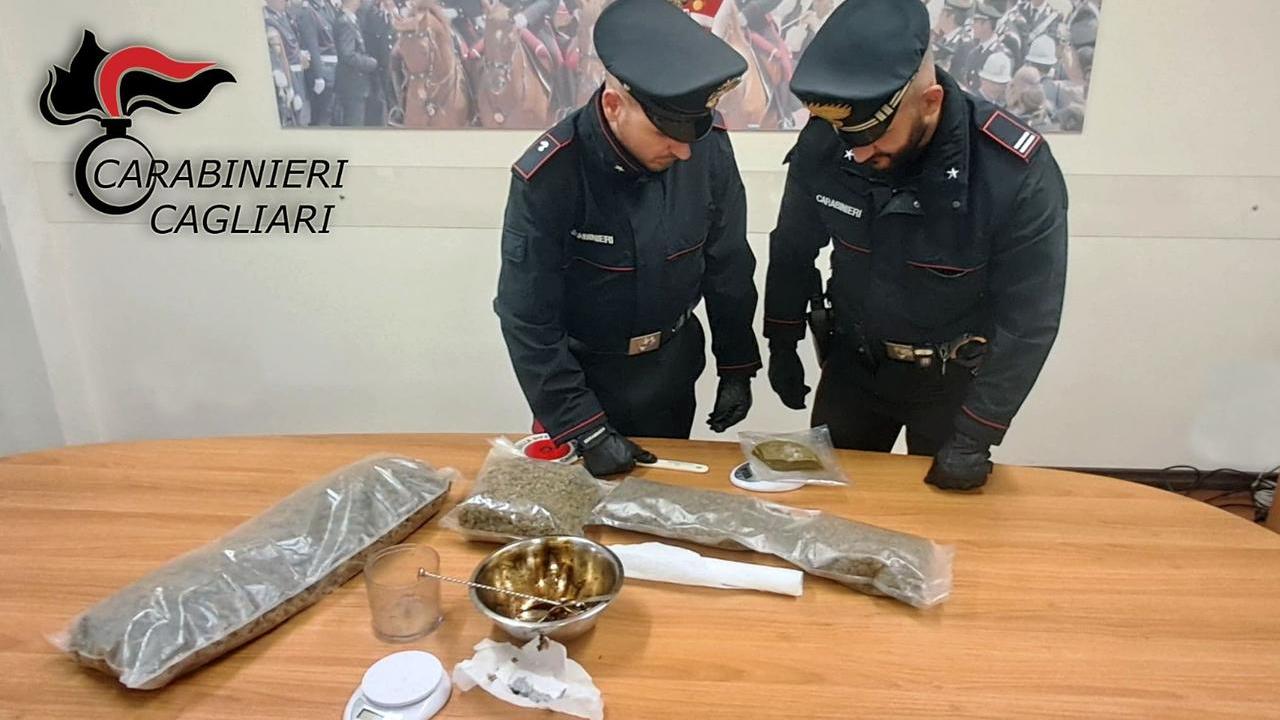 Burro alla marijuana per fare i dolci con l’olio di cannabis e due chili di droga in casa: 28enne in manette