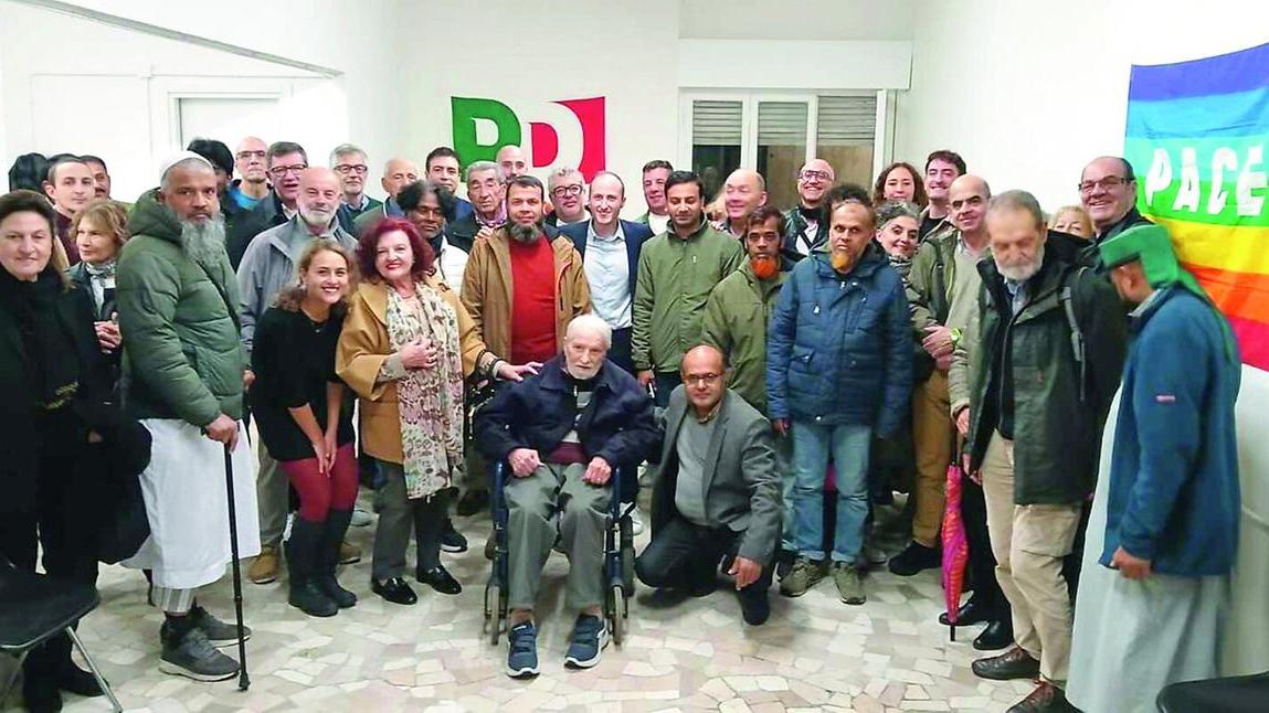 L'inaugurazione della sezione del Pd al Soccorso, in via Padova