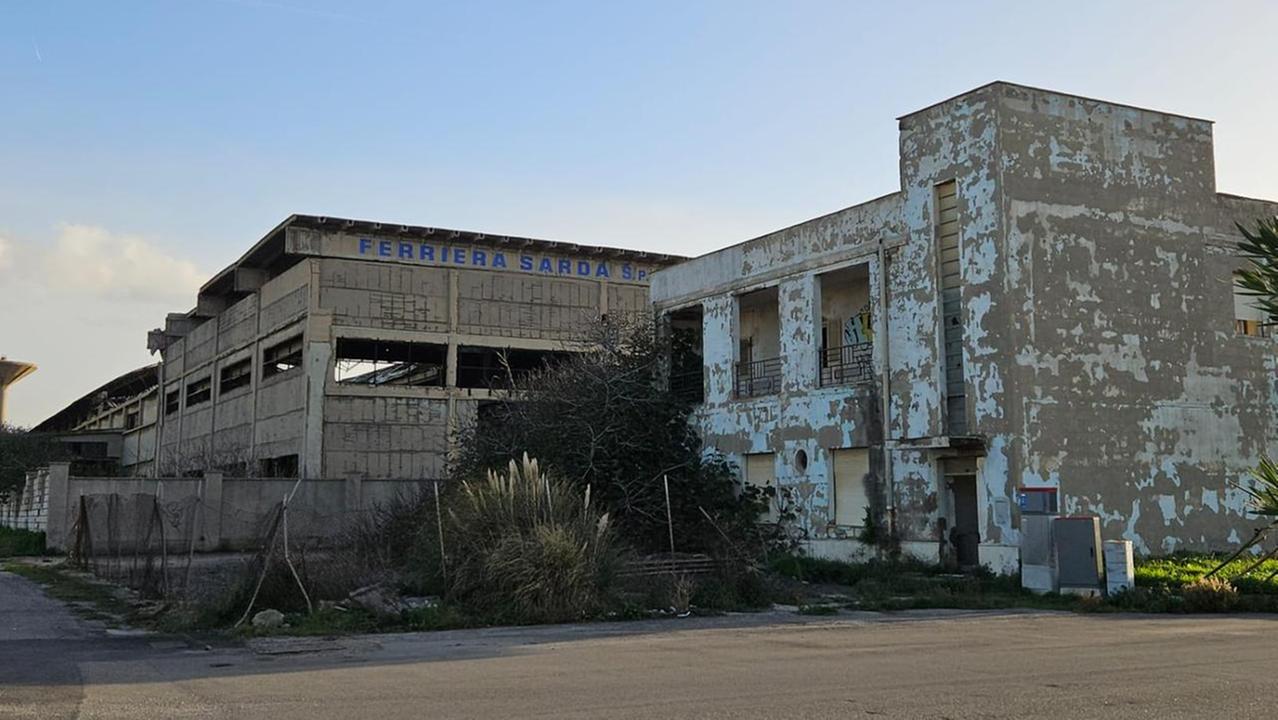 Il Consorzio industriale compra l’ex Ferriera Sarda: sarà bonificata e poi demolita