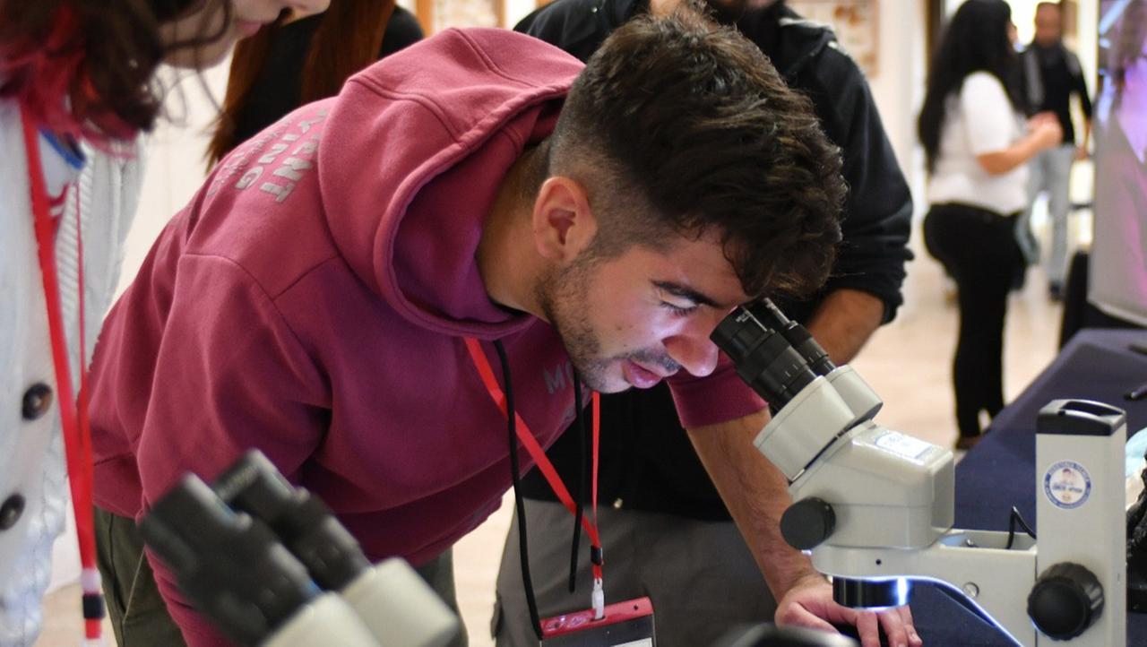 Via al Festival Scienza, centinaia di studenti dell’Oristanese a lezione di tecnologie