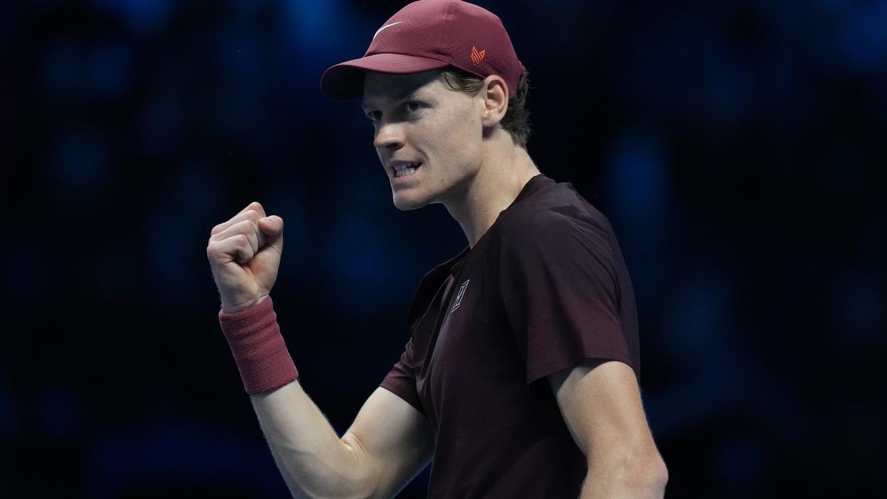 Sinner batte Alcaraz e trionfa agli Atp Finals