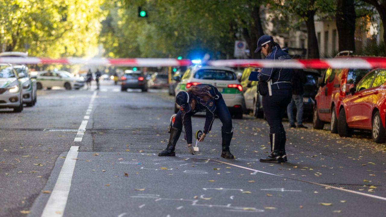 Rilievi degli agenti (foto LaPresse)
