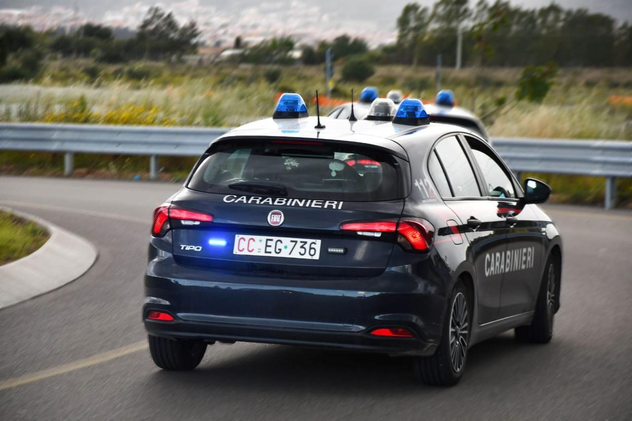 Cameriera in nero scoperta in un bar, 7mila euro di multa al titolare