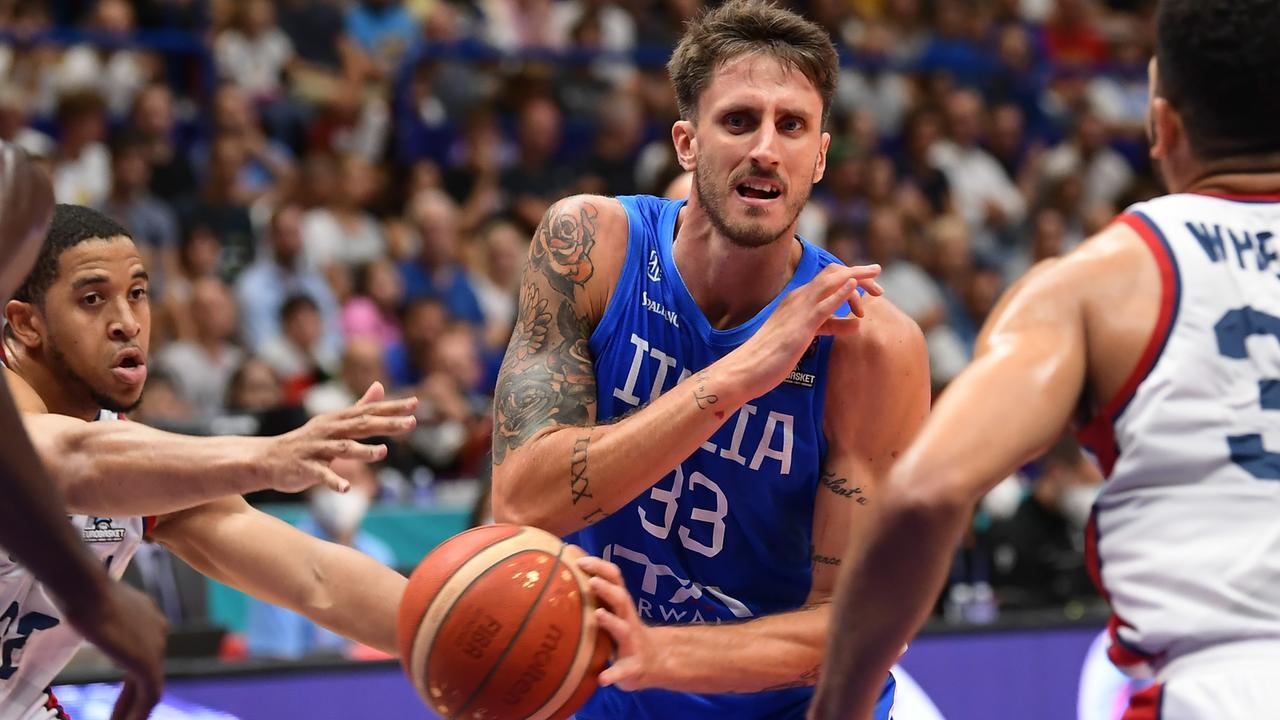 Achille Polonara ringrazia per l’affetto: «Zi vidimmu a Sassari, promesso!»