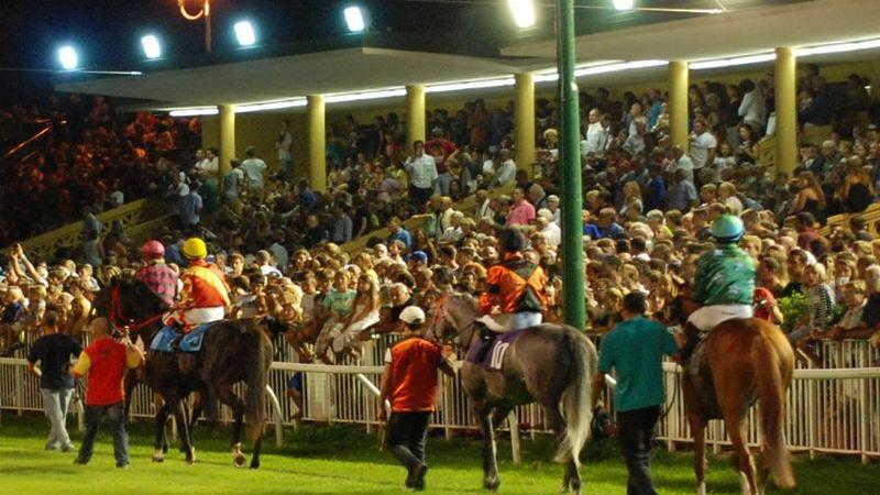Livorno, un’altra beffa per l’ippodromo: le corse invernali a San Rossore<br type="_moz" />