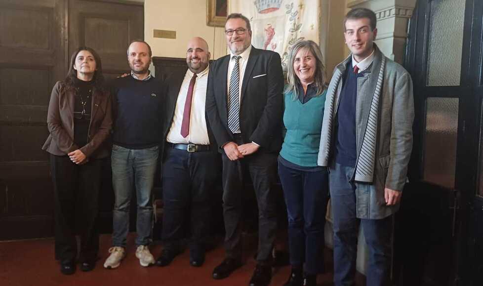 
	Da sinistra Inglese, Ghilardi, Tridente, il sindaco Franchi, Massi e Leggio

