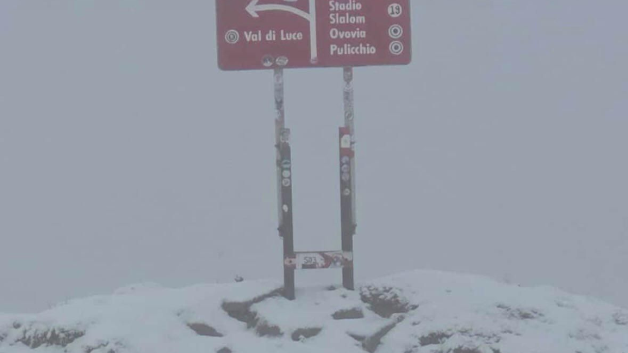 La prima nevicata (foto fb Amici Abetone e Val di Luce)