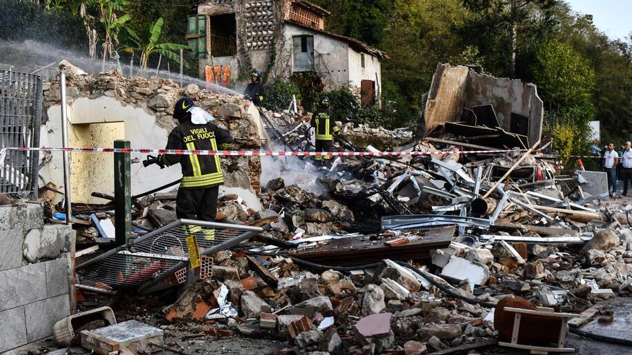 Strage di Torre, stop all'archiviazione: il giudice dispone altre indagini – 15 indagati per il disastro del 2022