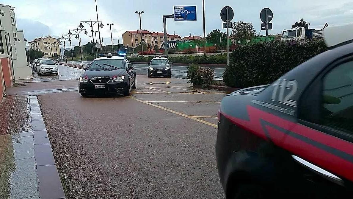 Rogo illecito di rifiuti a Olbia: area sotto sequestro, un uomo denunciato