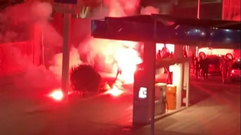 Derby Torres-Olbia, gli ultras galluresi a Sassari con caschi, bastoni e bombe carta: in 36 a giudizio