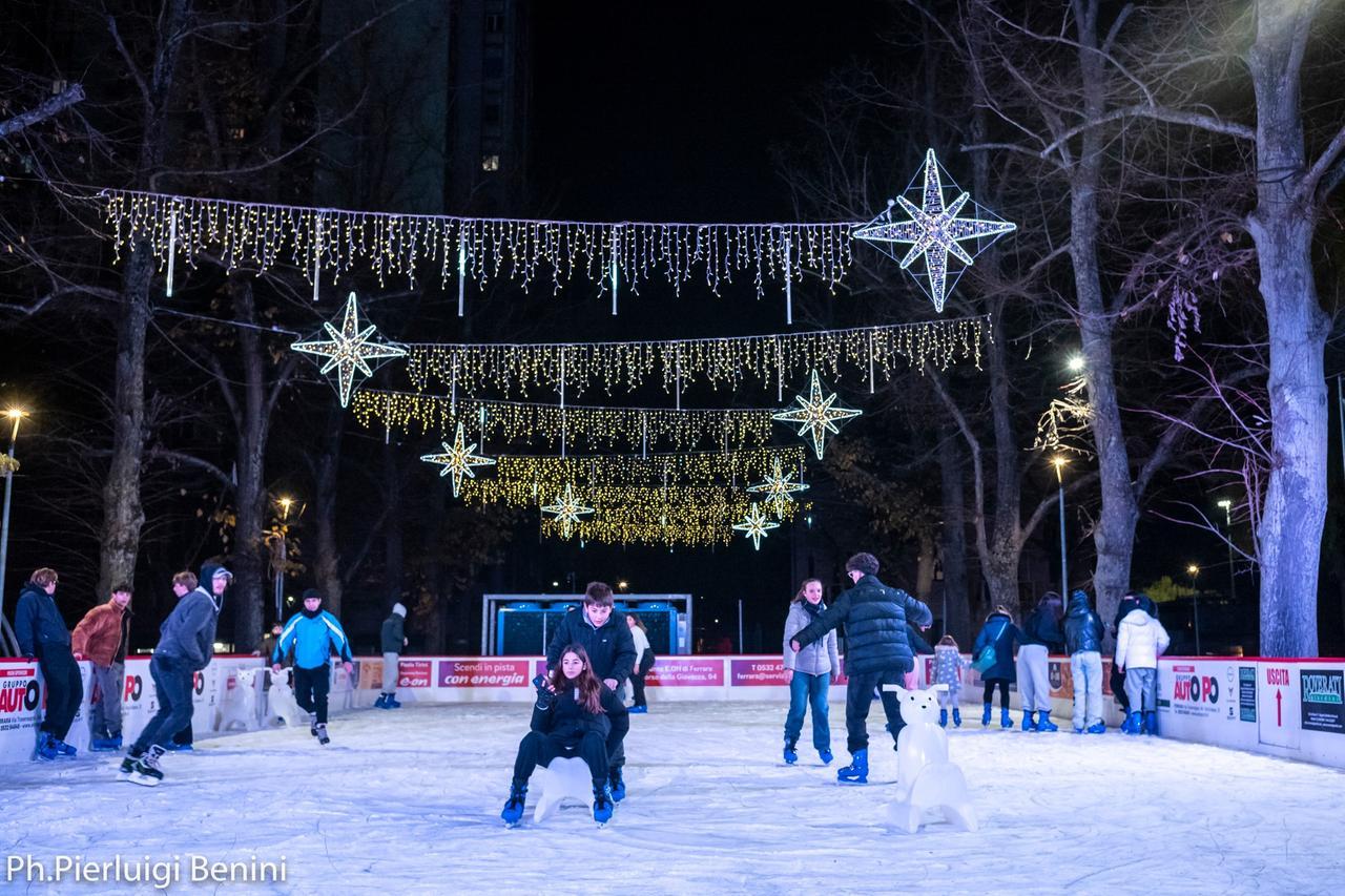 A Ferrara tornano Winter Park e pista di pattinaggio. Nuove attività con “Natale in Giardino”, le date