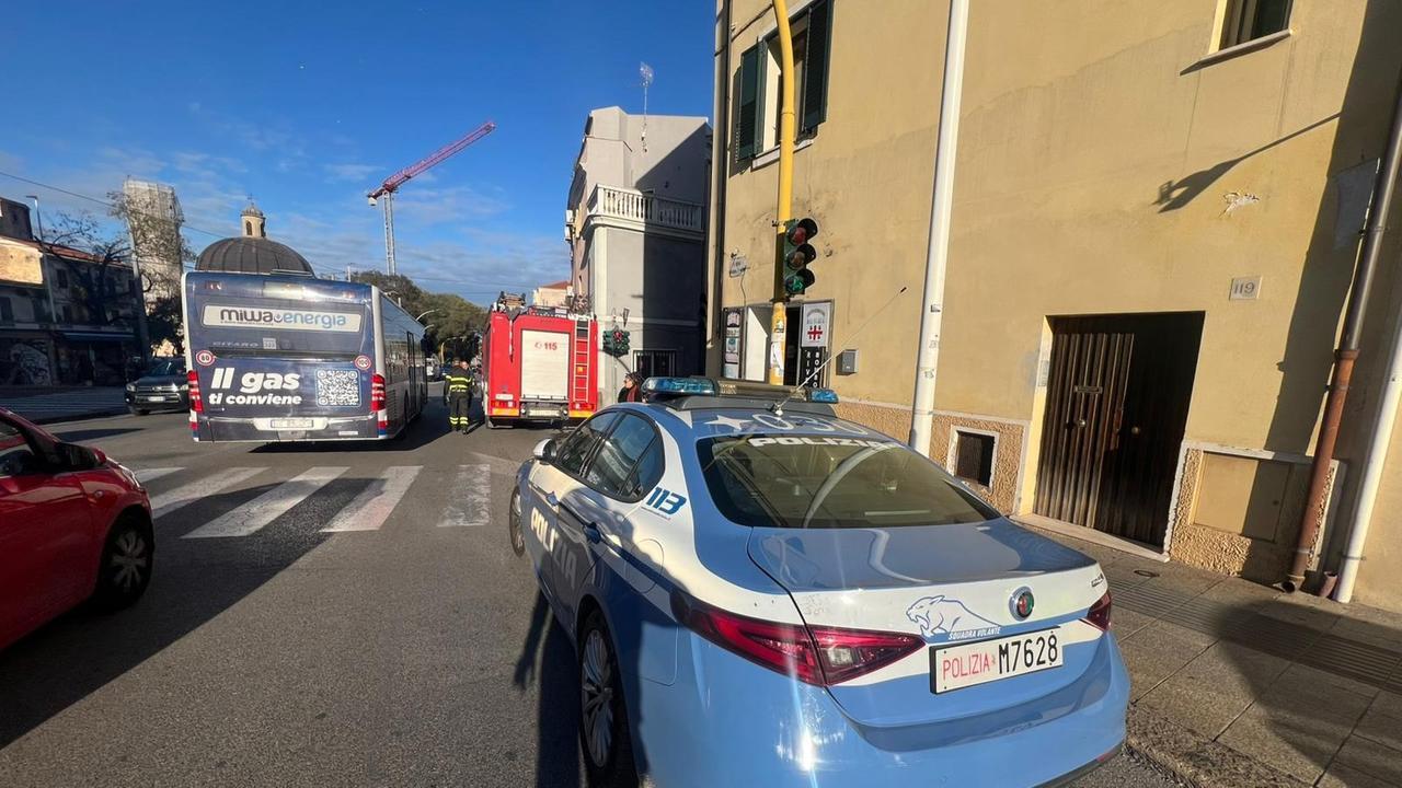 Paura in centro a Sassari, uomo minaccia di fare saltare in aria una palazzina