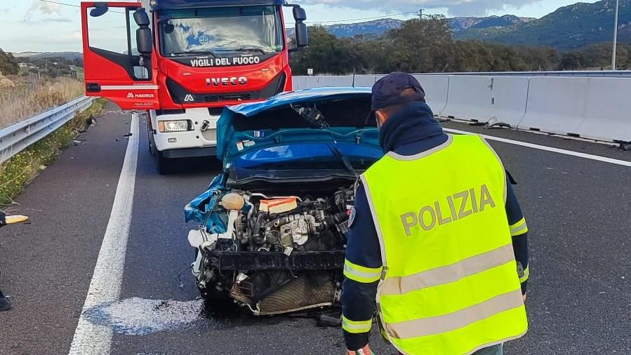 Incidente sulla Olbia-Sassari, tre donne ferite
