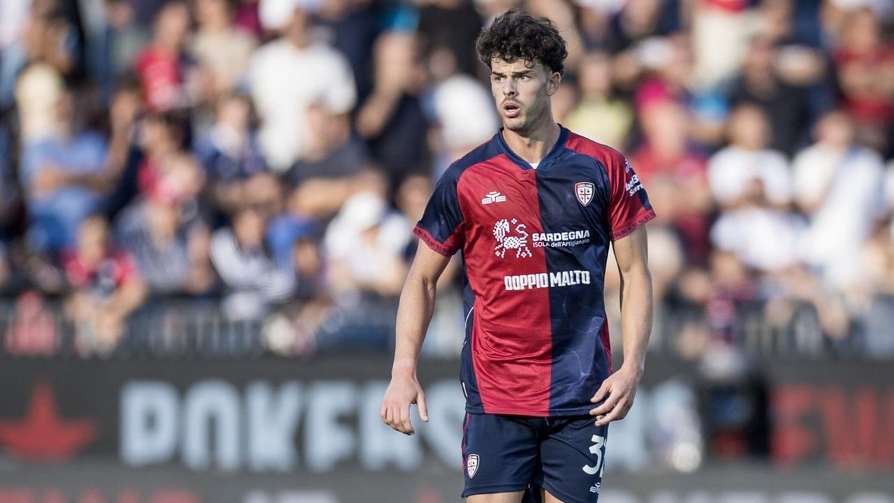 Il difensore del Cagliari Zé Pedro operato al menisco