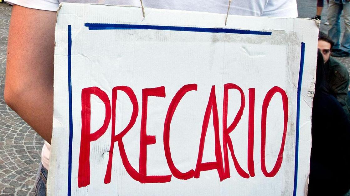 Allarme demografia e lavoro: crollano i residenti e aumentano i precari