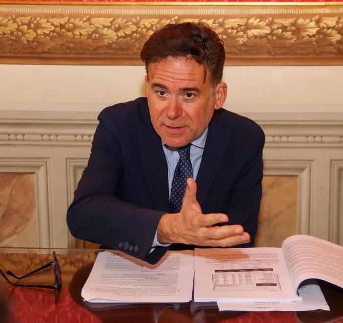 
	Il sindaco Michele Conti


