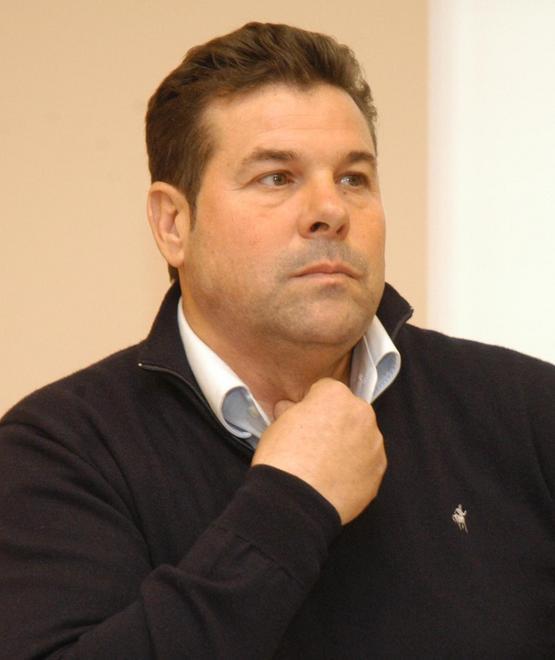 Rivolta al Cipnes: «Tradite le imprese» 