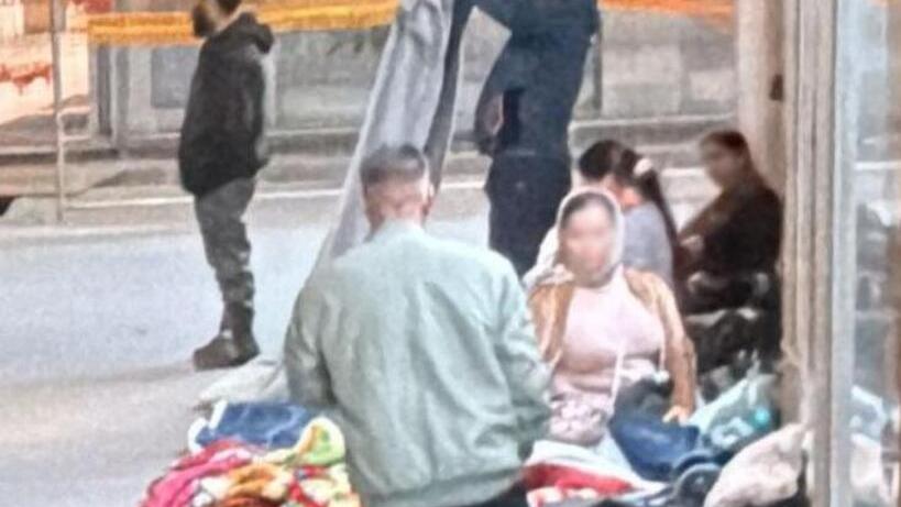 Nomadi a Ferrara, Piazza Grande su Fabbri: «Lui è spietato, noi accogliamo»