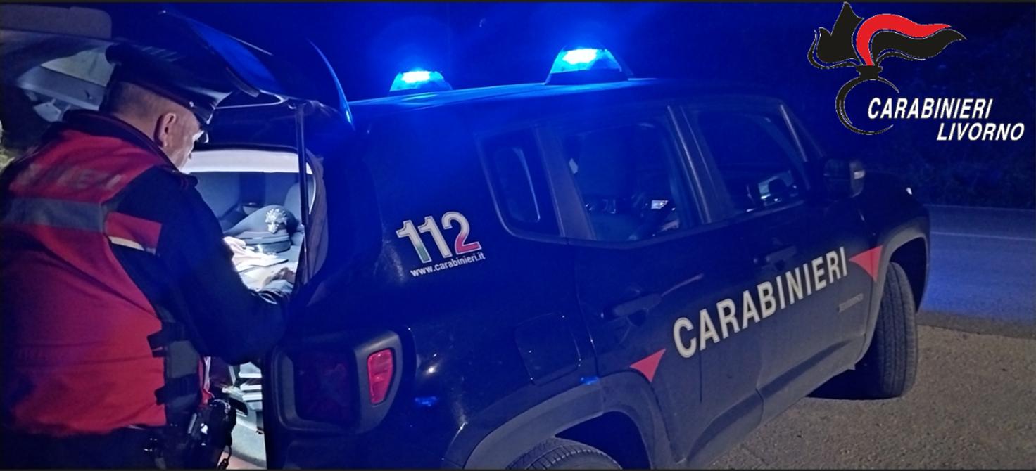 Un carabiniere di pattuglia (foto d'archivio)