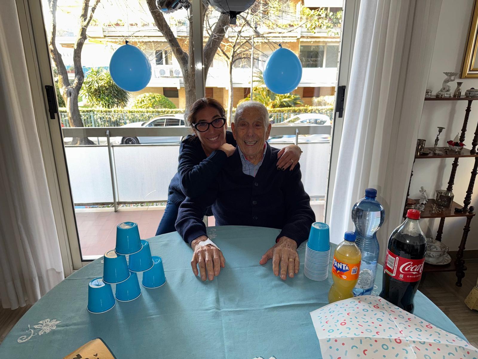 Mauro Dini insieme alla figlia Mirella