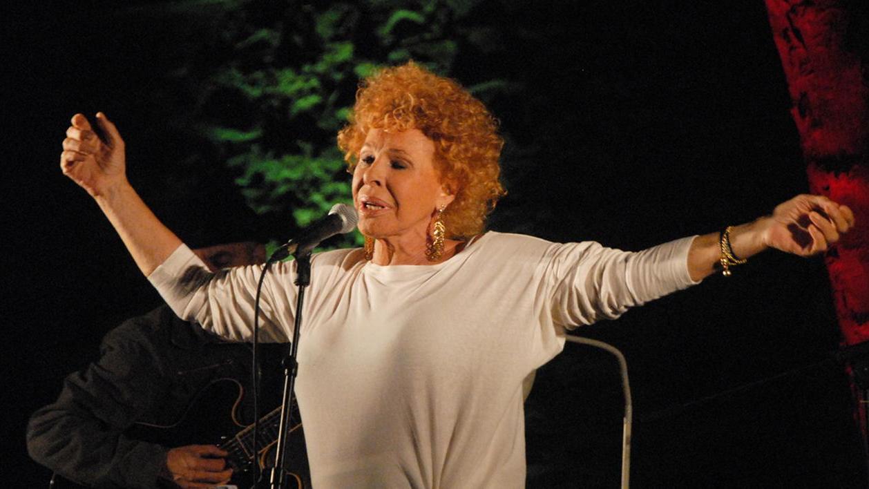 Addio alla regina della musica italiana: è morta Ornella Vanoni