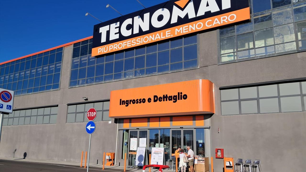 Tecnomat Olbia chiuso e posti di lavoro a rischio. Appello di Dettori market alle istituzioni