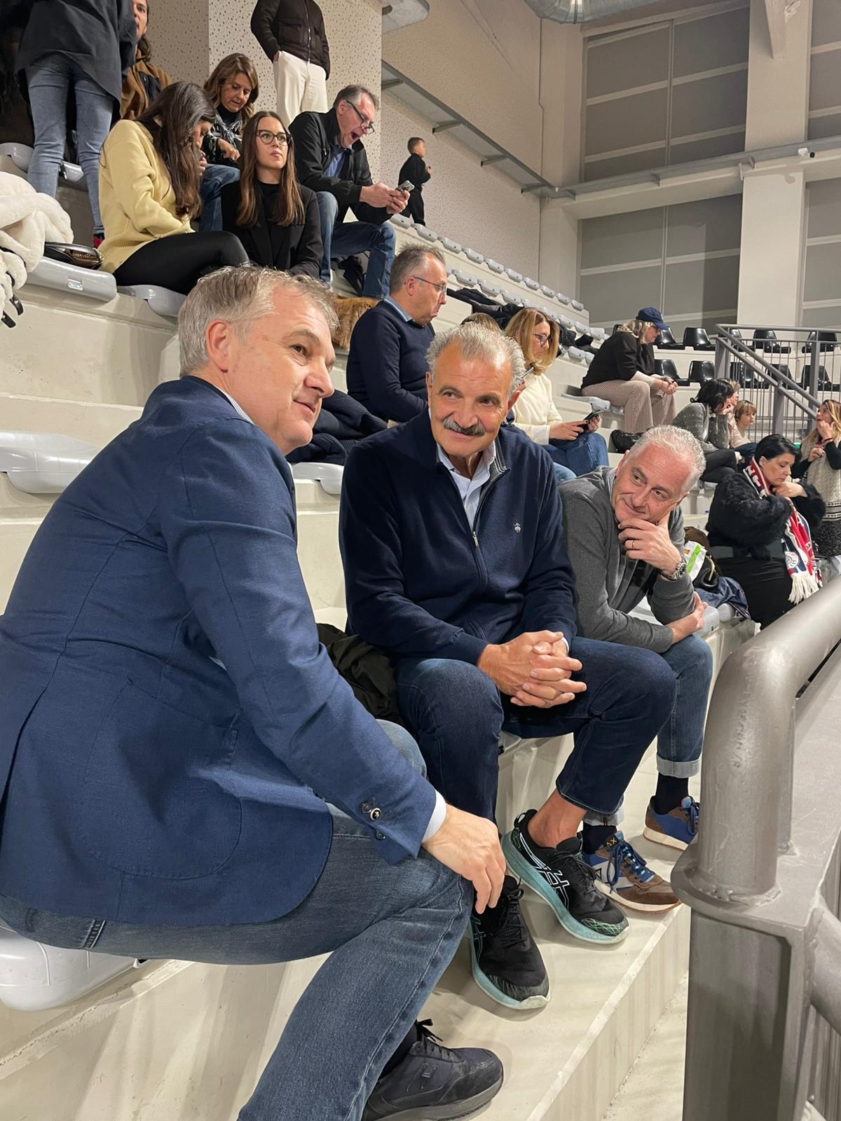 
	Coach Meo Sacchetti insieme al presidente degli Herons Andrea Luchi

