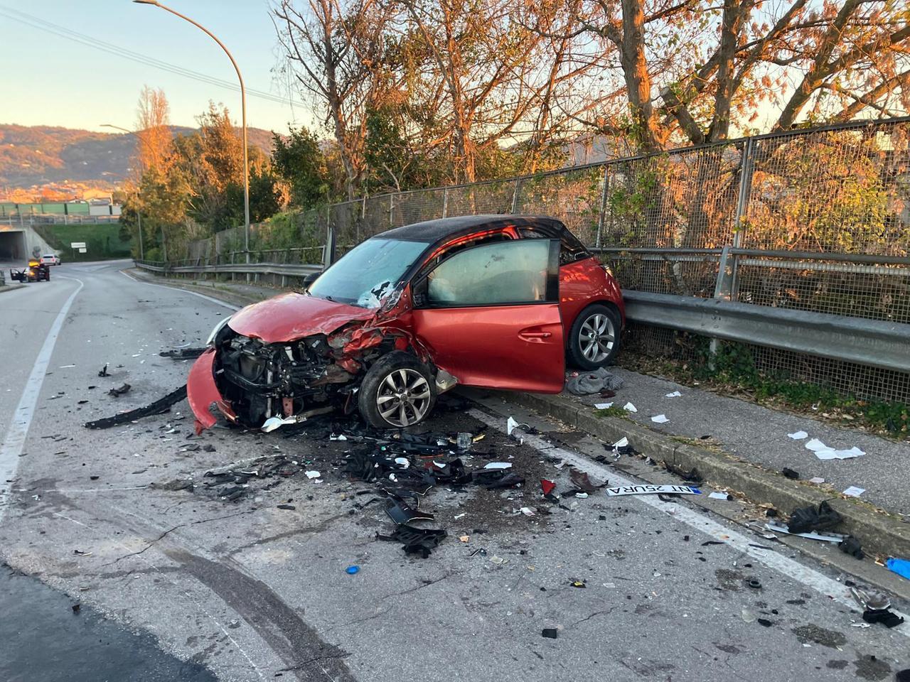 
	L'auto della donna travolta e ferita

