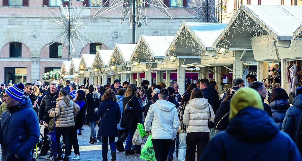 Natale a Ferrara, parte bene la Fiera del Regalo