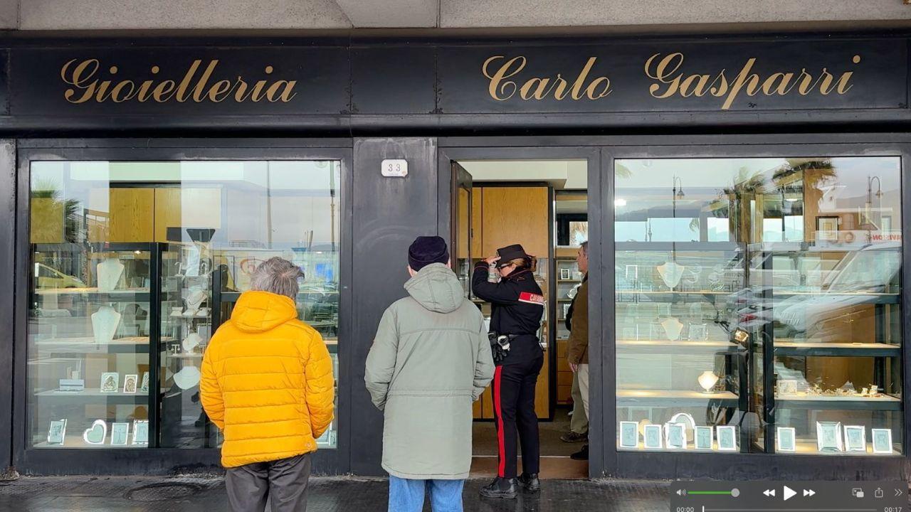 
	La gioielleria a Portoferraio


