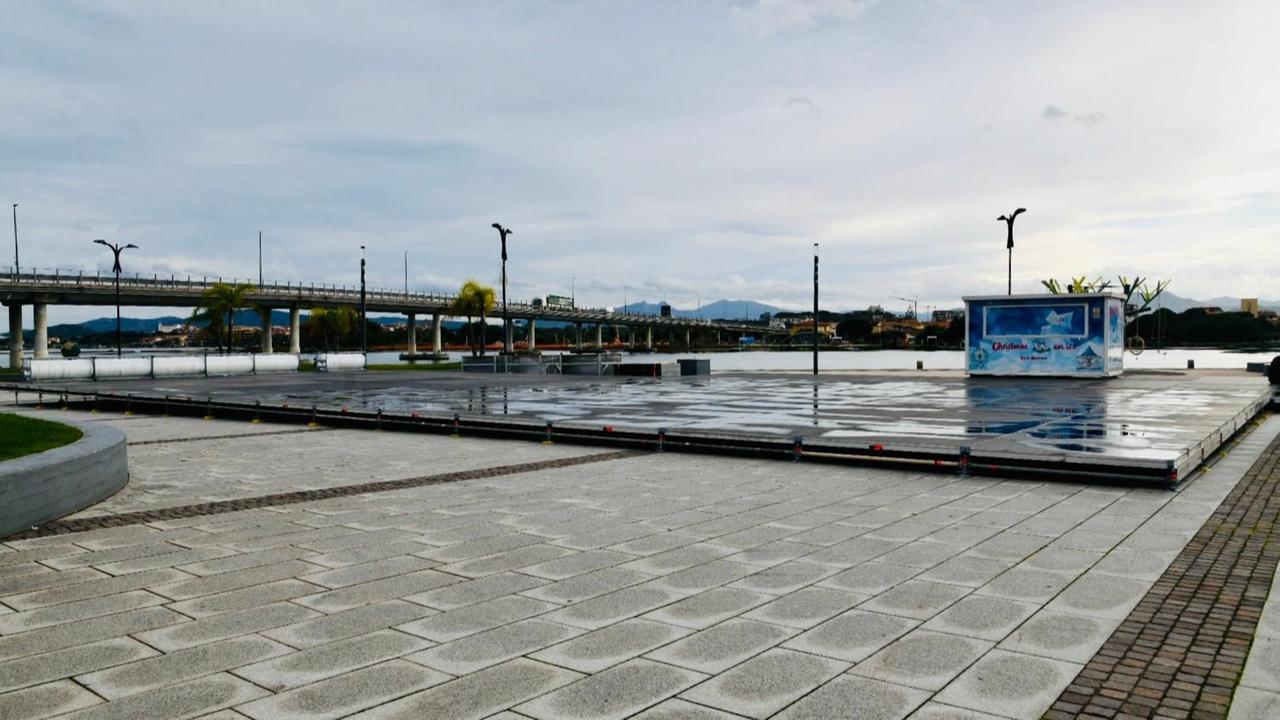 Olbia, in piazza Crispi torna la pista del ghiaccio