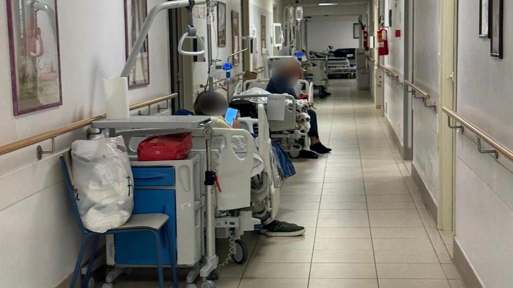 Ospedale, emergenza infermieri: «Uno per venticinque pazienti»