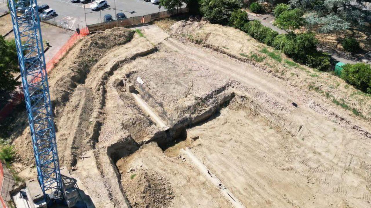 L'area del cantiere del Teatro il Ferruccio al Palazzo delle Esposizioni di Empoli
