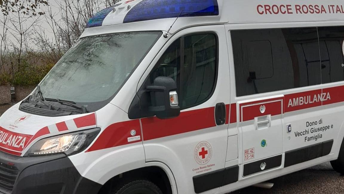 Ha un malore mentre è in fila dal medico che aspetta il suo turno: muore a 48 anni