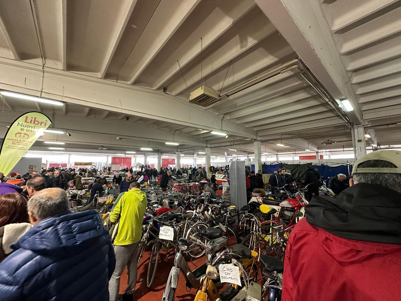 Scandiano, nel weekend torna la Mostra scambio auto: alle fiere veicoli d’epoca, ricambi e modellini