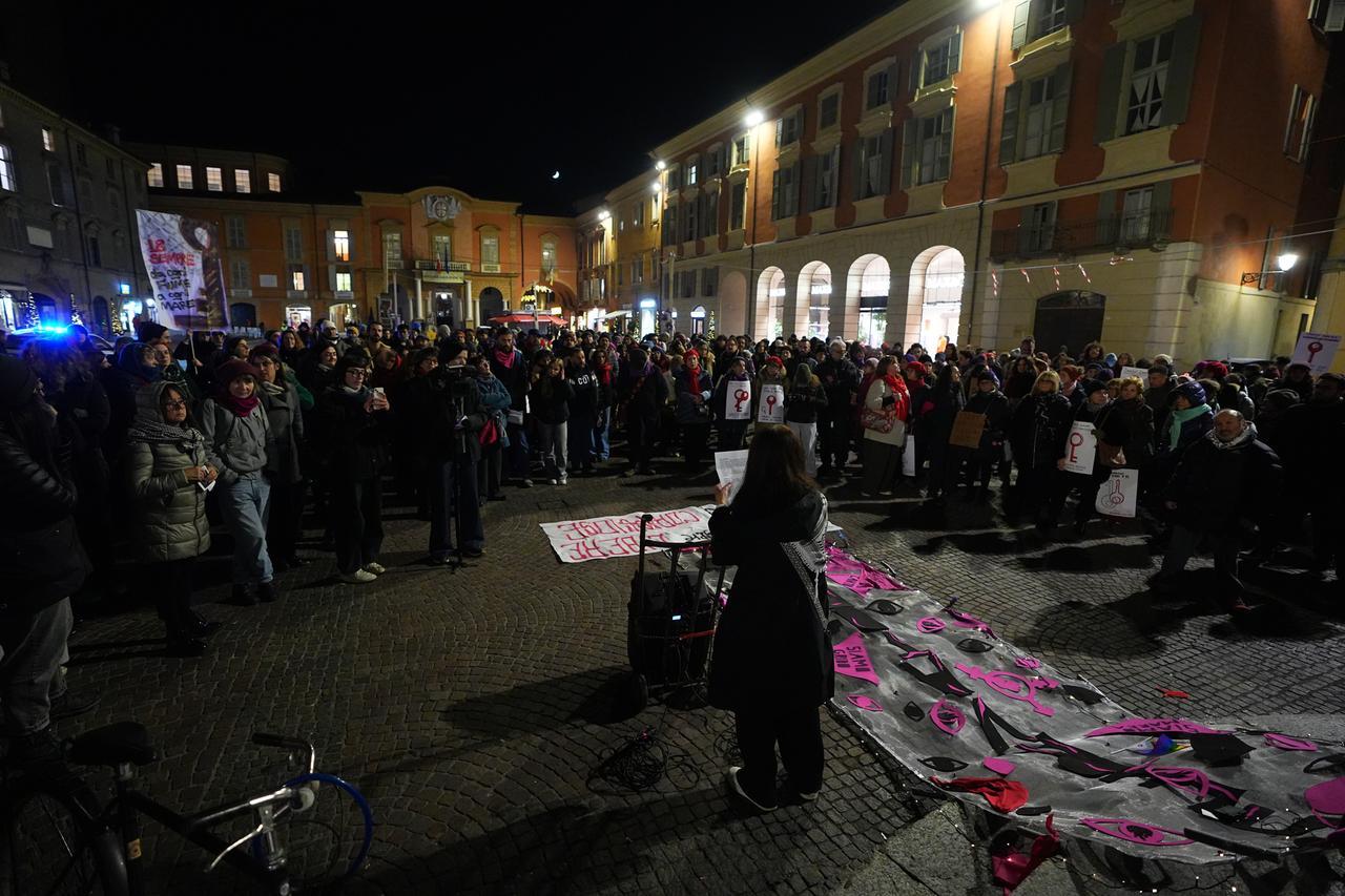 La giornata contro la violenza sulle donne, Non una di meno: «Unite difendiamo i nostri diritti»
