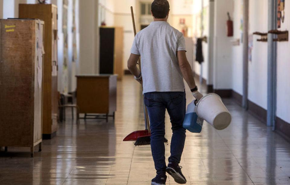 Concorso Ata, caos in Emilia-Romagna, la denuncia dei sindacati: «Abbinamenti irrazionali e trasferte estreme»