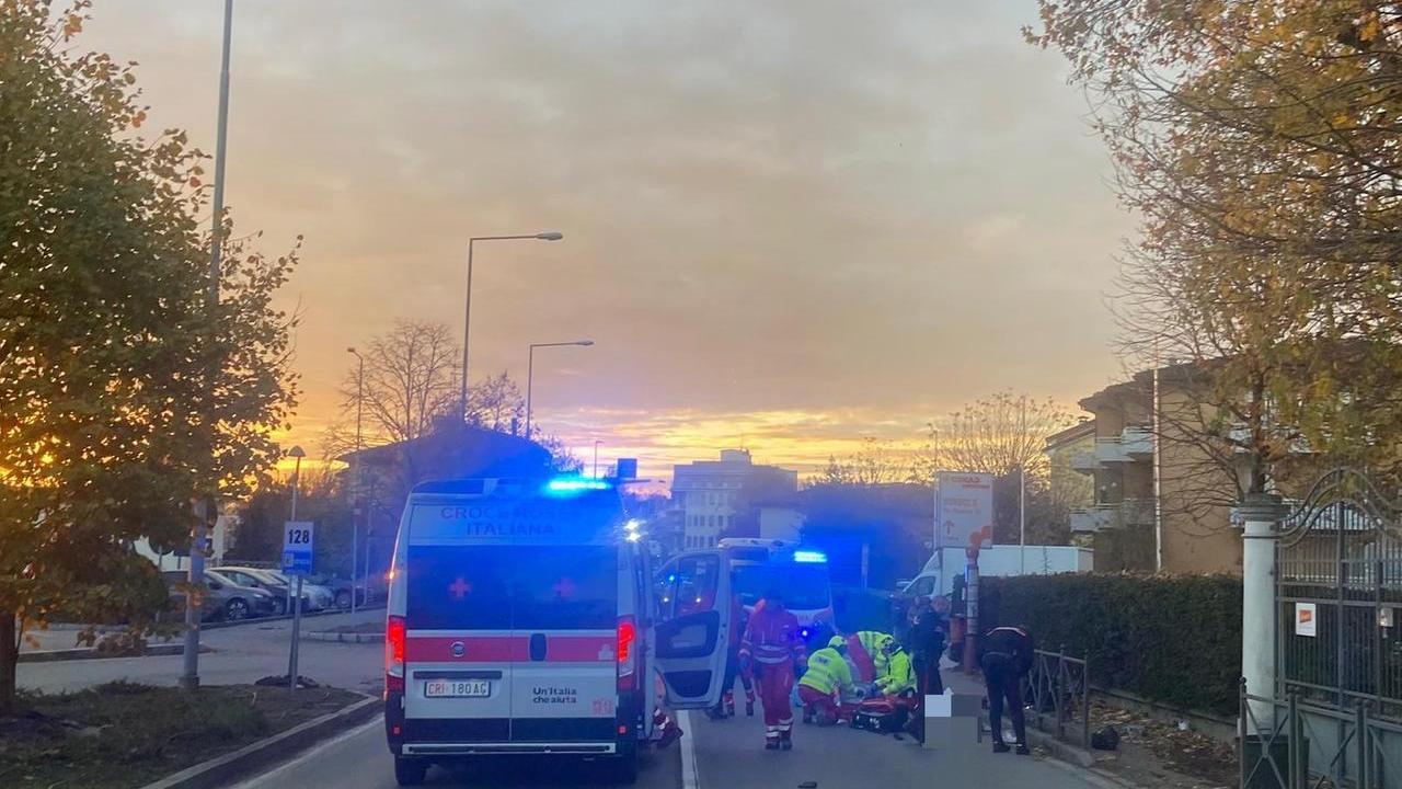 Muore a 18 anni nello scontro in scooter contro un’auto