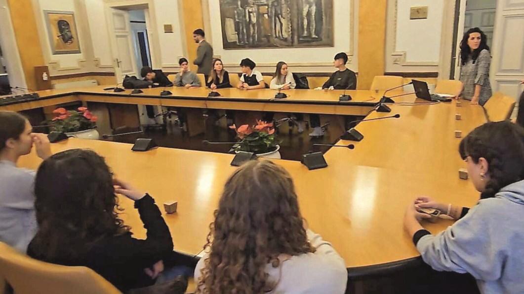 Risparmio e investimenti: i ragazzi a lezione di economia al Banco di Sardegna