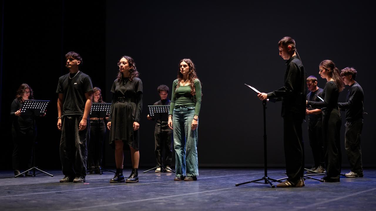 Invivavoce: oltre 1.500 giovani allo spettacolo contro la violenza di genere