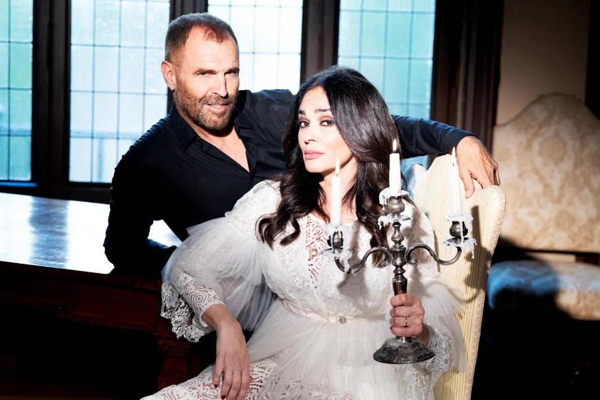 
	Maria Grazia Cucinotta interpreta "La moglie fantasma"

