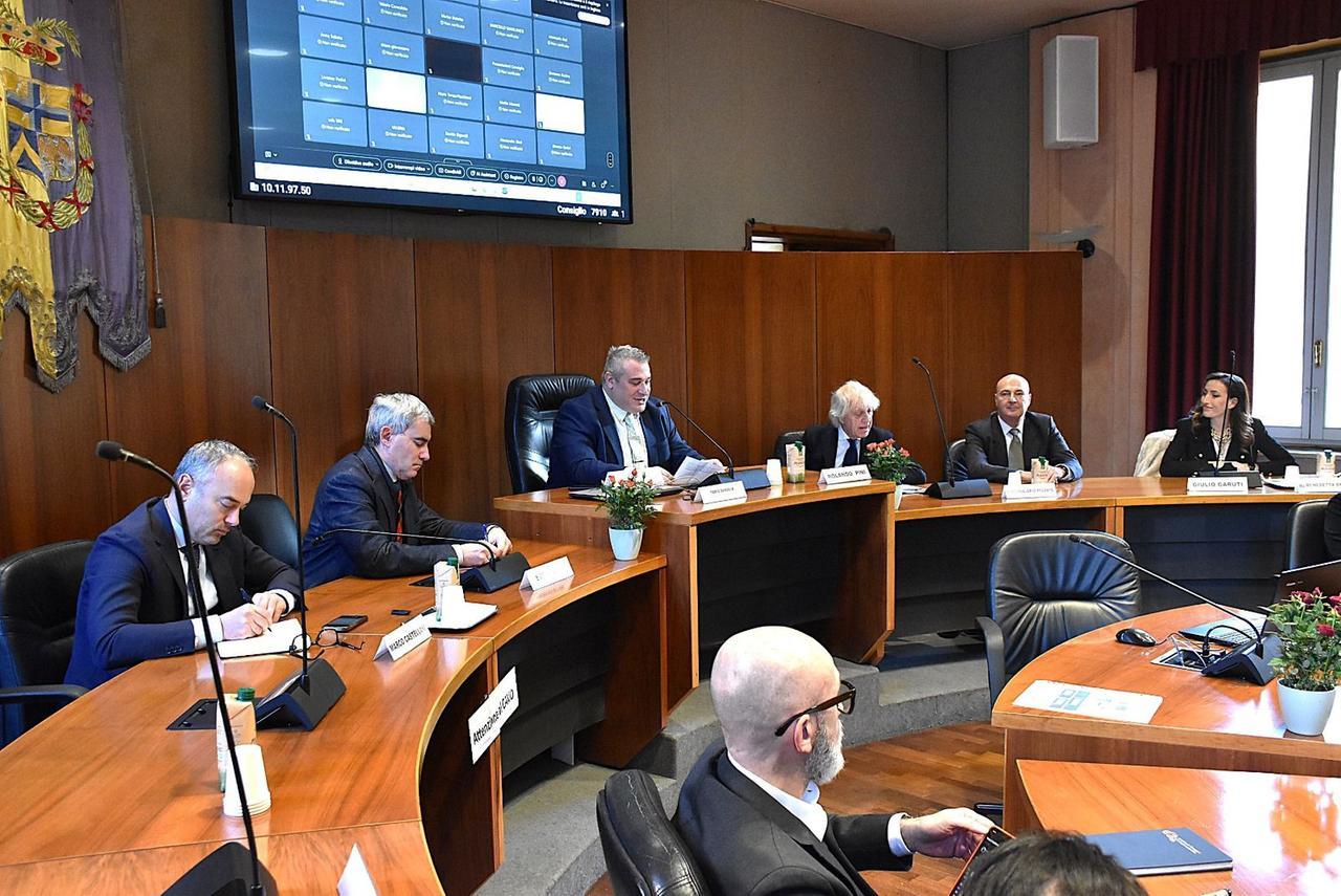 La scure della Corte dei Conti su Seta: «A Modena situazioni patologiche»