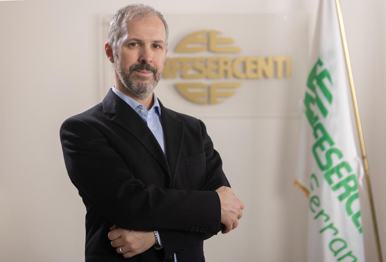 Una nuova guida per Assohotel Confesercenti, Scolamacchia presidente nazionale