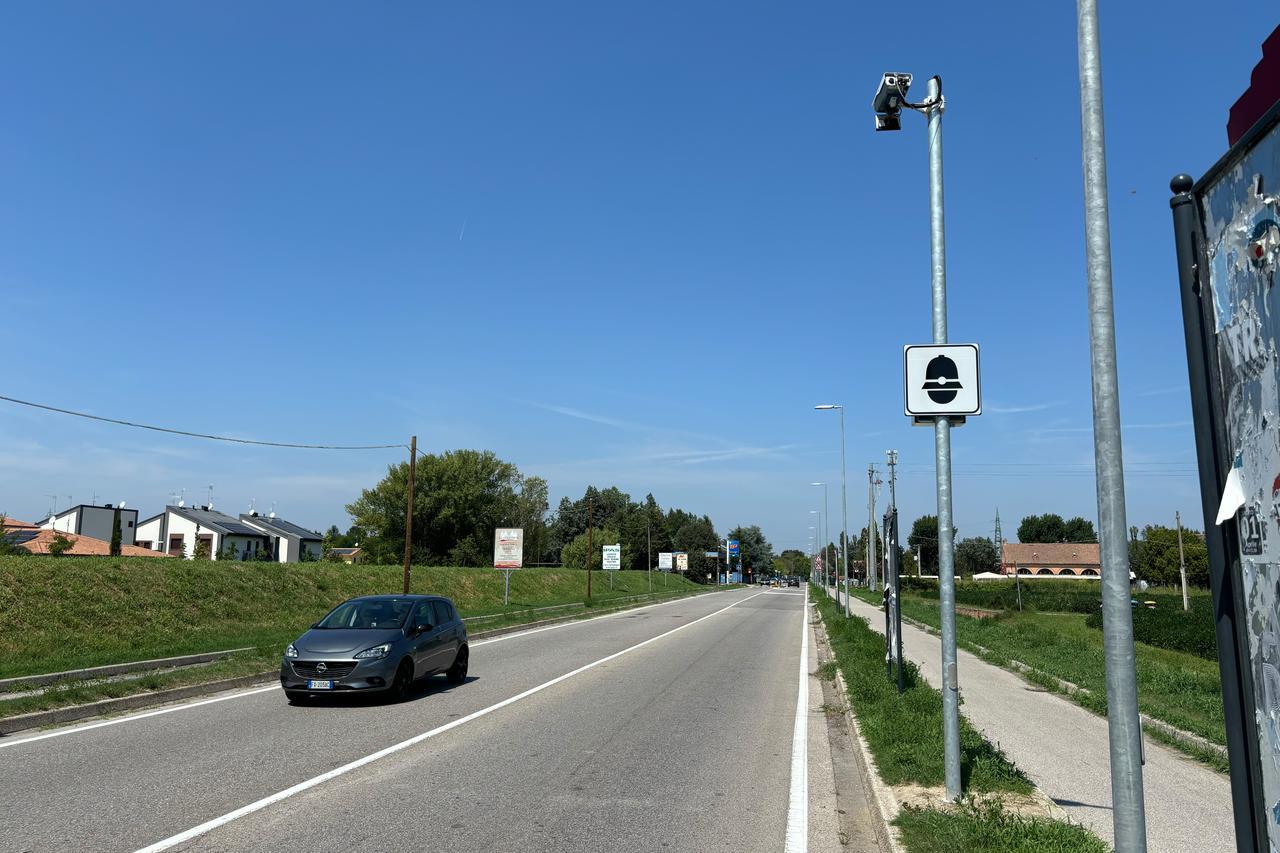Autovelox regolari a Ferrara, l’elenco del ministero: quelli non registrati non possono fare multe