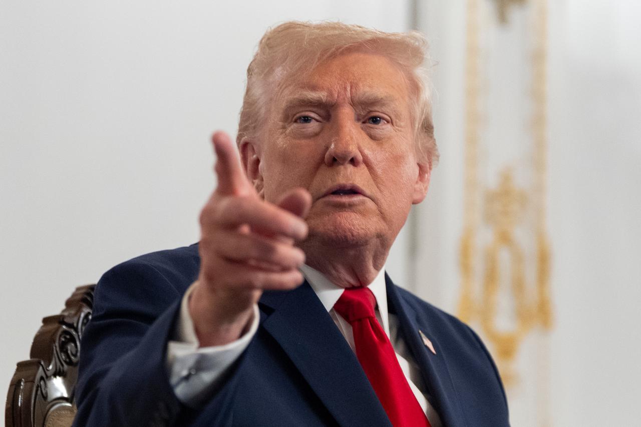 Trump dichiara chiuso lo spazio aereo sul Venezuela. L’ordine su Truth: «Uccideteli tutti»