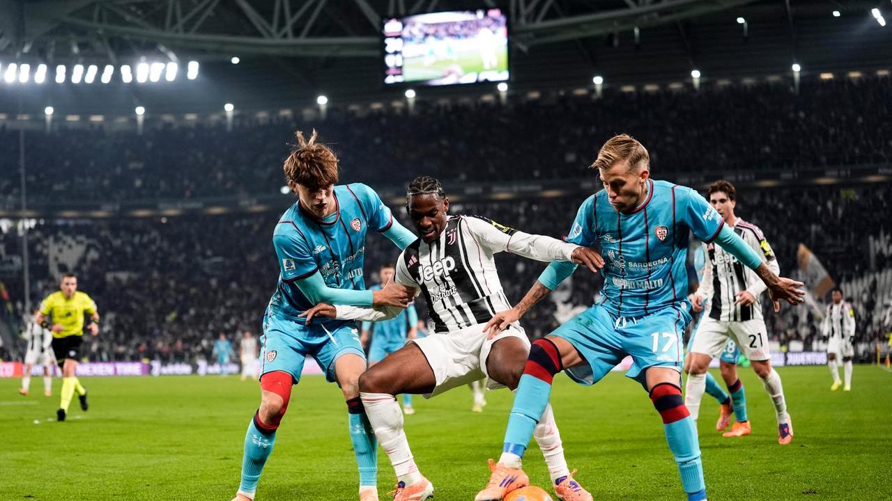 Juventus-Cagliari, le pagelle: incontenibile Palestra, Esposito fa tremare lo Stadium