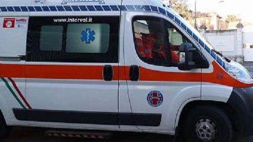 Scontro fra auto, due 20enni morti e 4 feriti