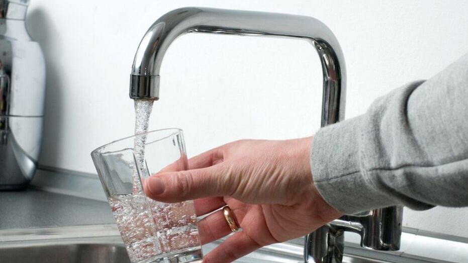 Lucca, contagiato dalla legionella e ricoverato per tre settimane