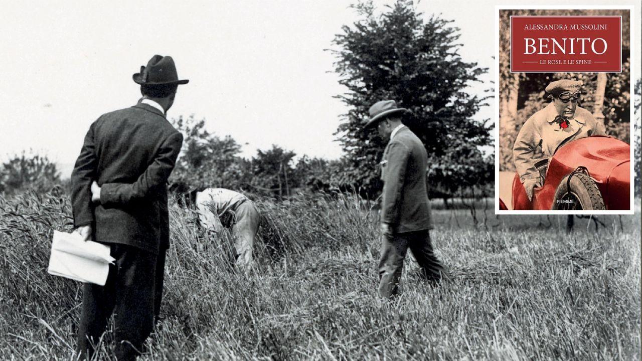 Benito Mussolini e Corrado Varoli a Villa Carpena, nel riquadro la copertina del libro